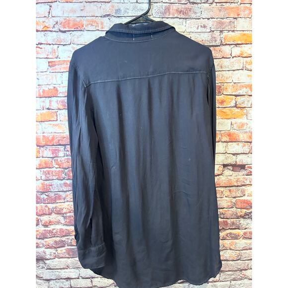 Cloth and Stone blue rayon long sleeve button down shirt women's size small - Picture 3 of 4